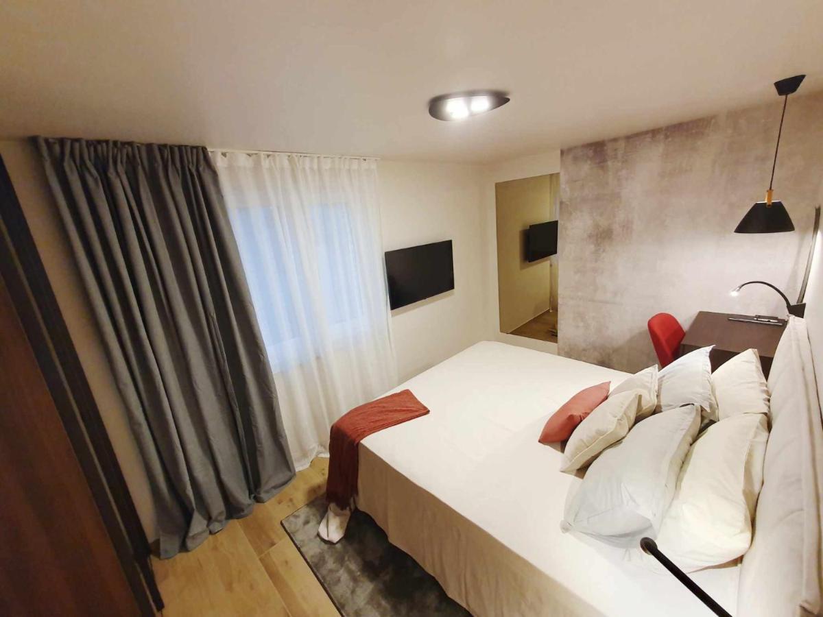 PUY New Ana Design City Center Apartments מראה חיצוני תמונה